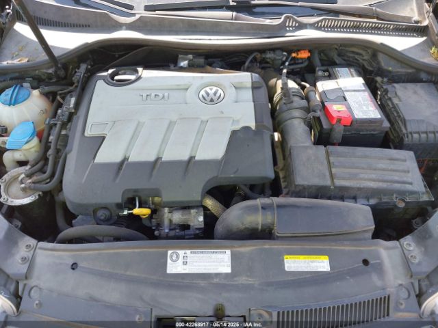 3VWPL7AJ1EM605894 Volkswagen Jetta Sportwagen 2.0l Tdi