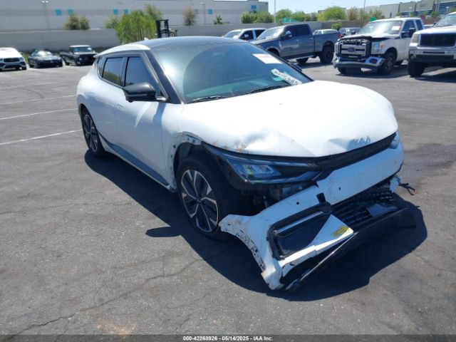 2022 KIA EV6 KNDC44LA5N5040503
