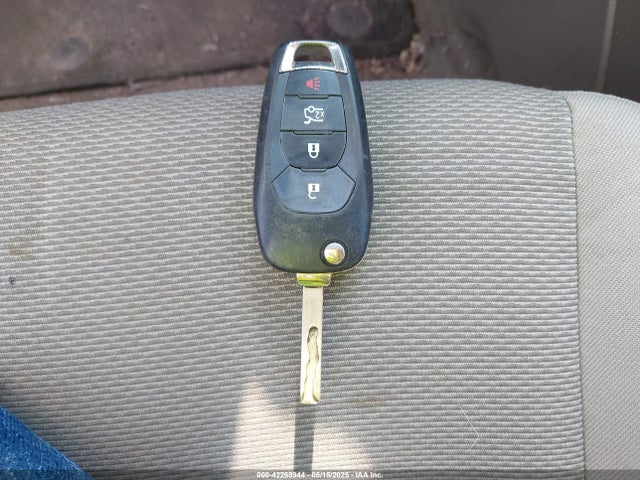 1G1BC5SM9H7114894 Chevrolet Cruze Ls Auto