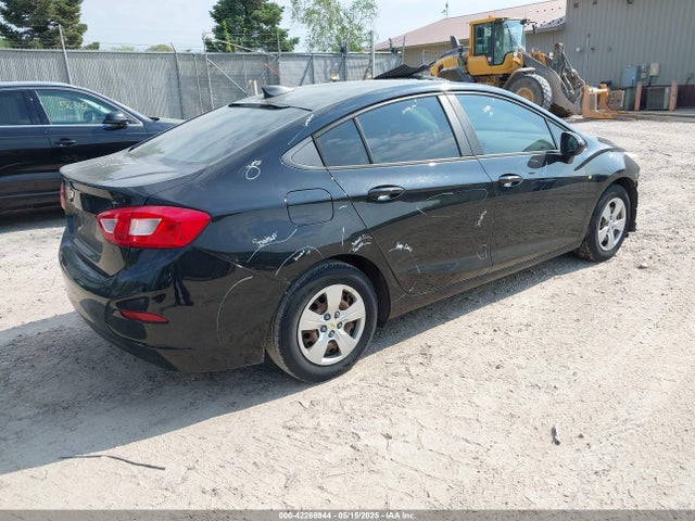 1G1BC5SM9H7114894 Chevrolet Cruze Ls Auto