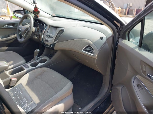 1G1BC5SM9H7114894 Chevrolet Cruze Ls Auto