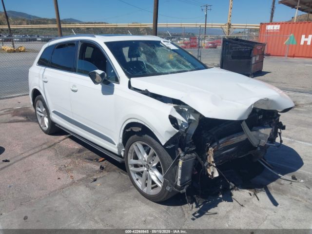 2018 AUDI Q7 WA1VAAF70JD038684