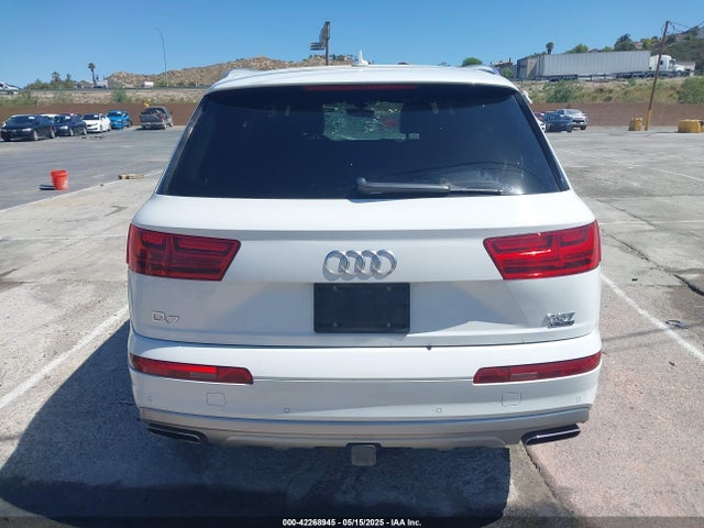 Audi 2018 2018 WA1VAAF70JD038684 Image 17
