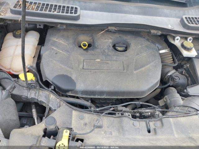 1FMCU0J93FUA19962 Ford Escape Titanium