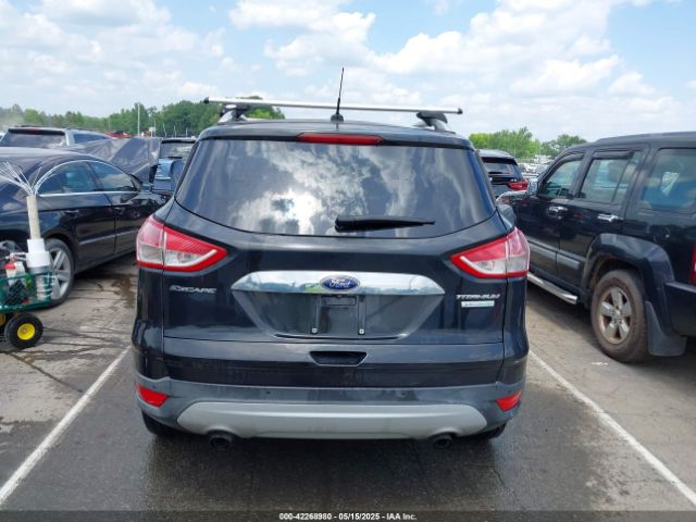 1FMCU0J93FUA19962 Ford Escape Titanium