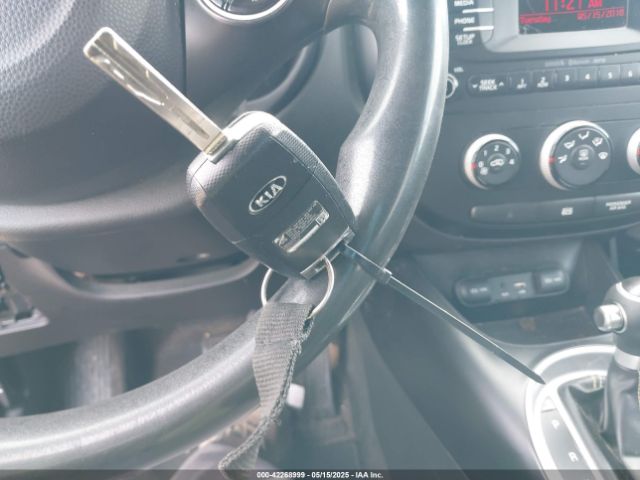 KNDJP3A51F7788184 KIA SOUL +
