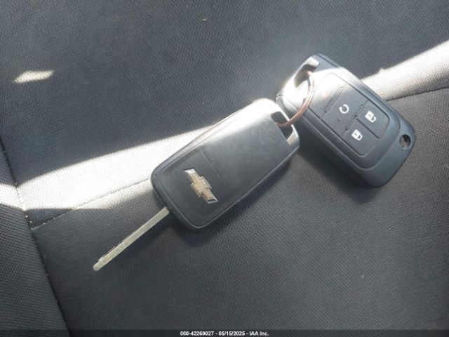 KL7CJKSB5GB608001 Chevrolet Trax 1ls