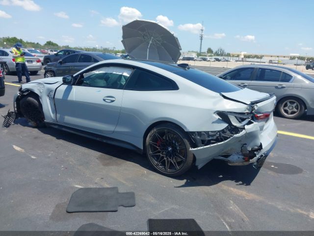 2021 BMW M4 WBS33AZ08MCG54855 Photo 2