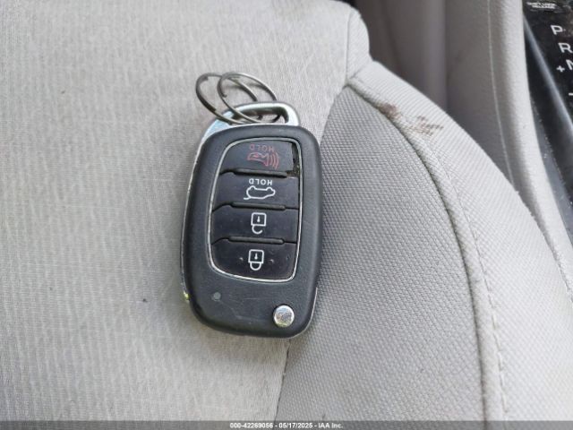 2018 HYUNDAI TUCSON KM8J33A48JU671226 Photo 10