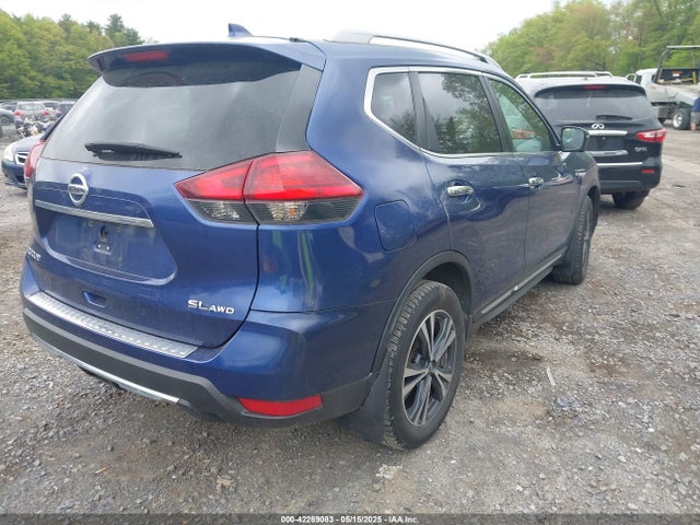 5N1AT2MV5HC885525 Nissan Rogue Sl