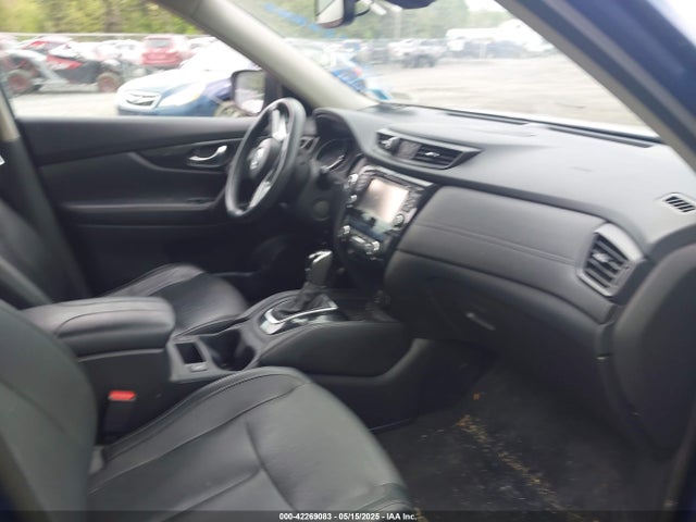 5N1AT2MV5HC885525 Nissan Rogue Sl