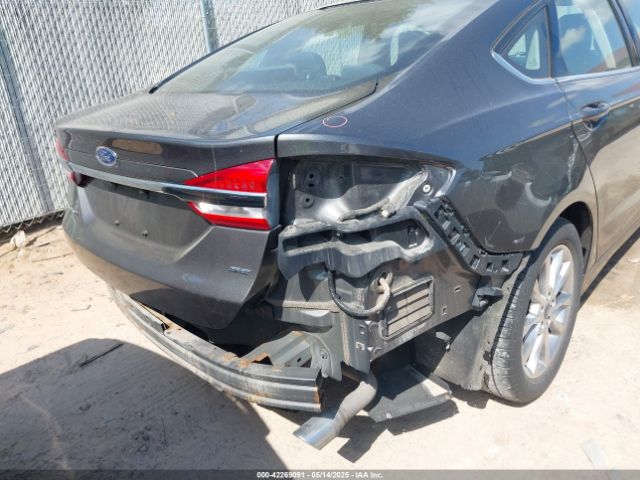 3FA6P0H70HR394804 Ford FUSION SE