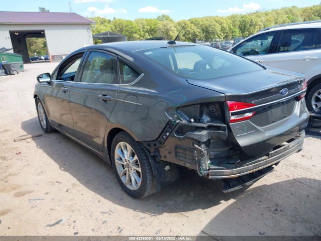 3FA6P0H70HR394804 Ford FUSION SE