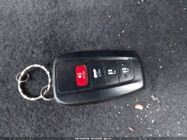 4T1B21HK4JU002788 Toyota Camry Hybrid Xle