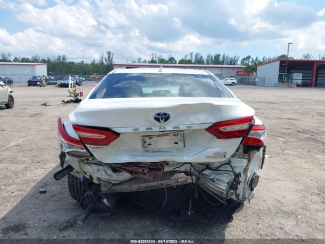 4T1B21HK4JU002788 Toyota Camry Hybrid Xle