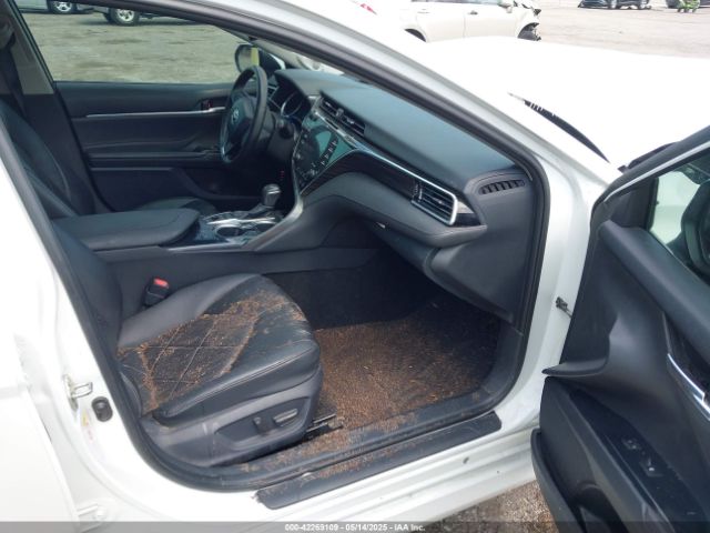 4T1B21HK4JU002788 Toyota Camry Hybrid Xle