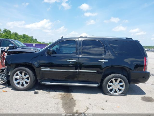 1GKS1EEF0ER217152 GMC YUKON DENALI