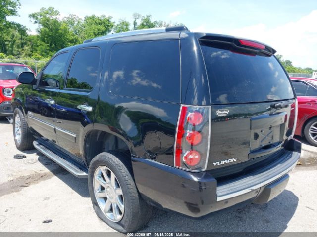 1GKS1EEF0ER217152 GMC YUKON DENALI