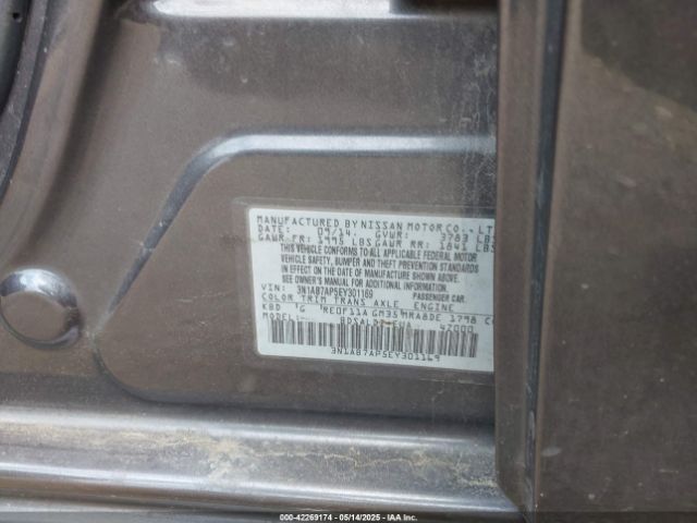 3N1AB7AP5EY301169 Nissan 2014