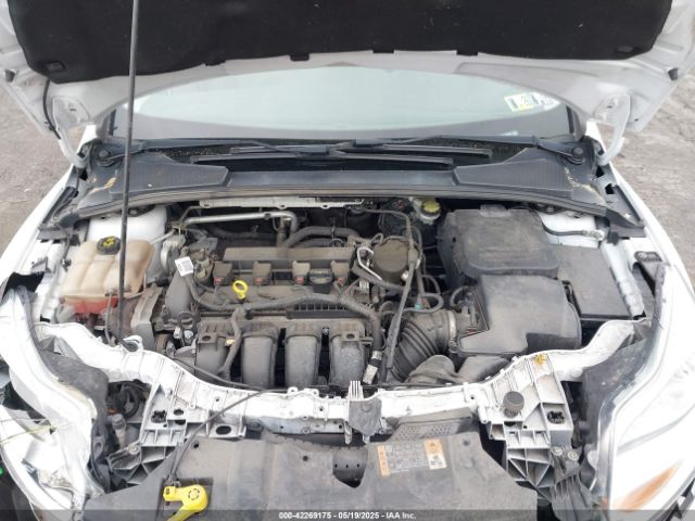 1FADP3F2XEL308862 Ford FOCUS SE