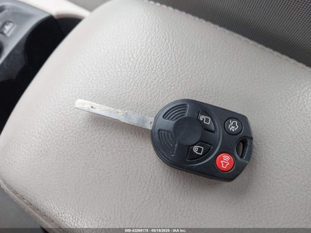 1FADP3F2XEL308862 Ford FOCUS SE