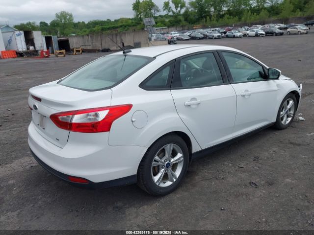 1FADP3F2XEL308862 Ford FOCUS SE