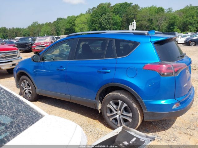 JTMZFREV1HJ719312 Toyota RAV4 LE