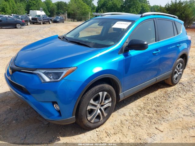 JTMZFREV1HJ719312 Toyota RAV4 LE