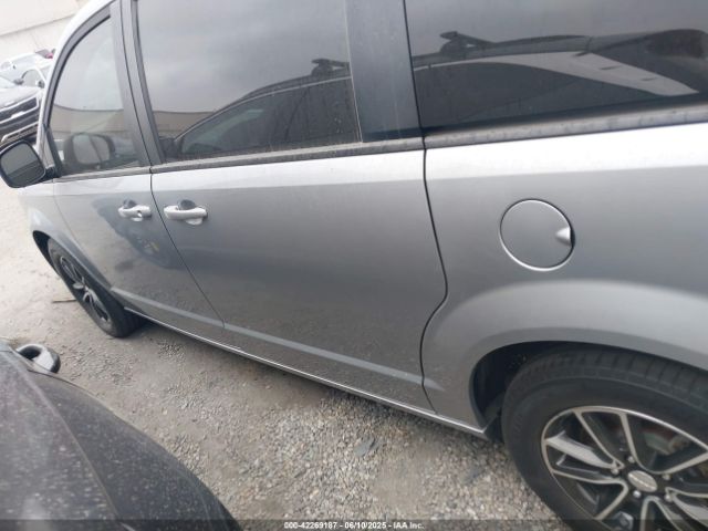 2C4RDGEGXKR530236 Dodge Grand Caravan Gt