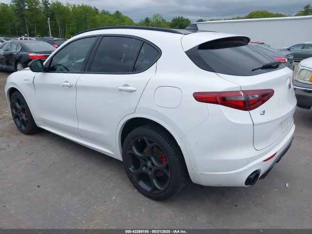 ZASPAKBN0N7D25379 Alfa Romeo Stelvio