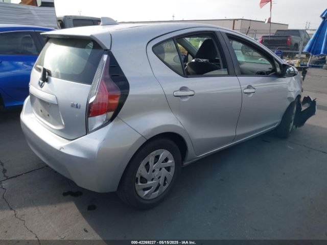 JTDKDTB35G1133623 Toyota Prius C Two
