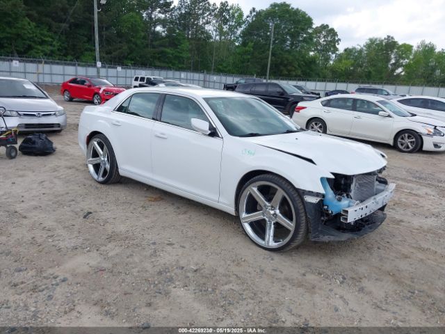 2019 CHRYSLER 300 2C3CCAAG3KH602030 Photo 0