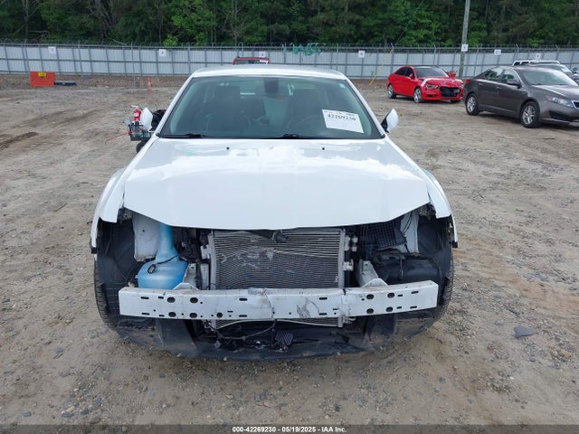 2C3CCAAG3KH602030 Chrysler 300 Touring