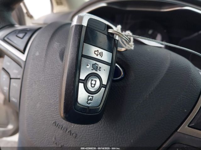 3FA6P0HD6HR275435 Ford 2017