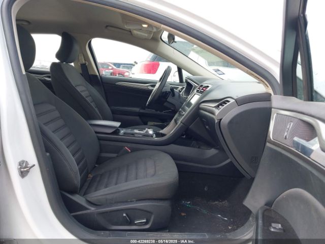 3FA6P0HD6HR275435 Ford 2017