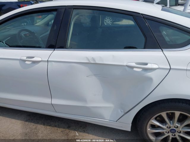 3FA6P0HD6HR275435 Ford 2017