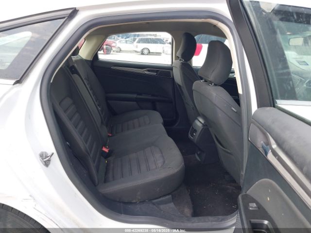 3FA6P0HD6HR275435 Ford 2017