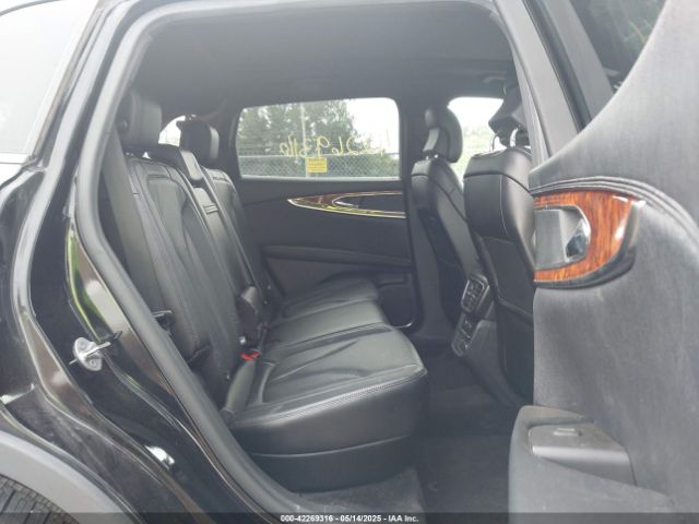2LMTJ8LR7GBL61480 Lincoln Mkx Reserve