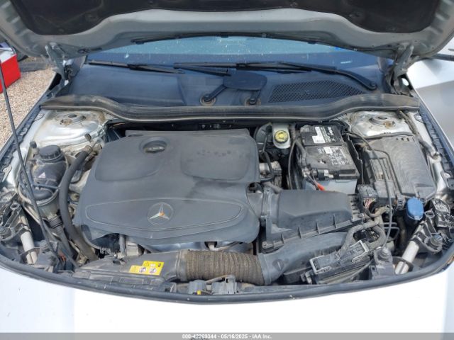 2018 MERCEDES-BENZ CLA 250 WDDSJ4EB1JN587956 Photo 9