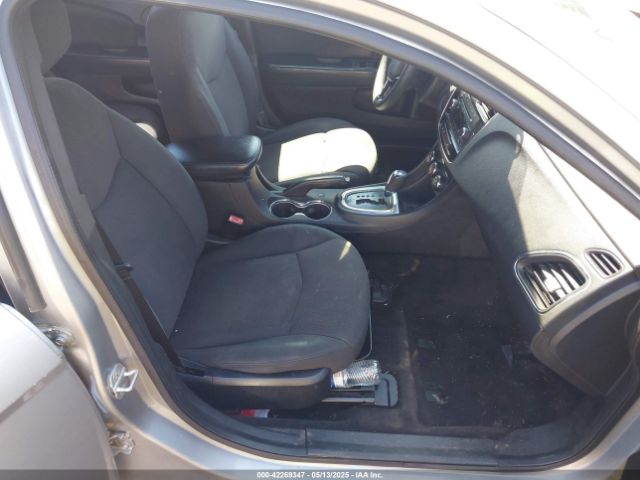 1C3CCBAG3EN103701 Chrysler 200 LX