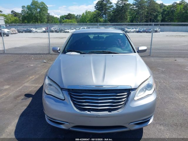 1C3CCBAG3EN103701 Chrysler 200 LX