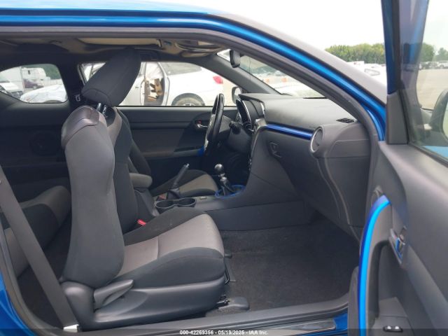JTKJF5C71GJ023504 Scion TC
