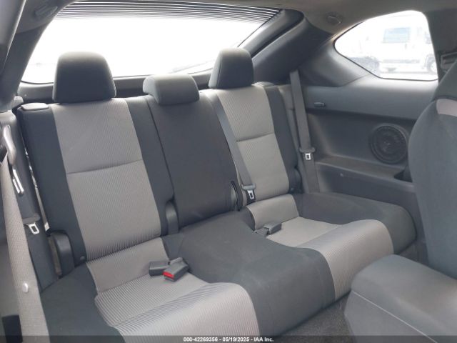JTKJF5C71GJ023504 Scion TC