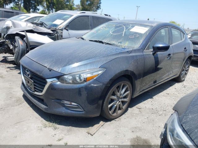 2018 MAZDA MAZDA3 3MZBN1L30JM272162 Photo 1