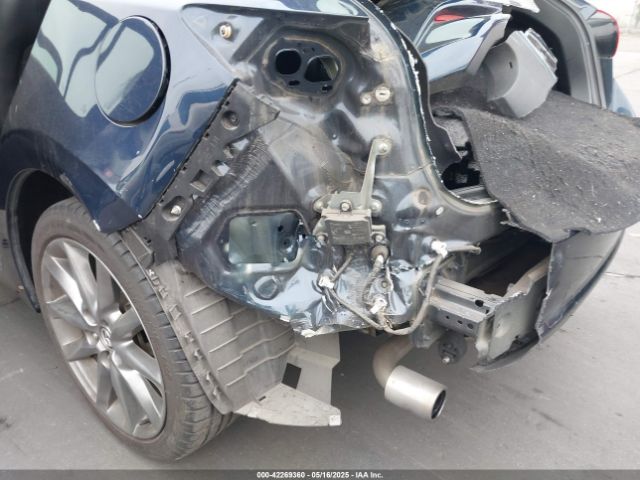 2018 MAZDA MAZDA3 3MZBN1L30JM272162 Photo 5