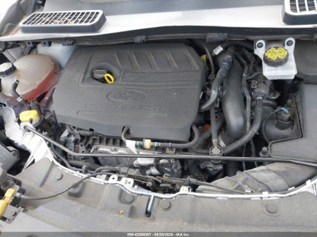 1FMCU9HD6JUC66383 Ford ESCAPE SEL