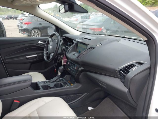 1FMCU9HD6JUC66383 Ford ESCAPE SEL