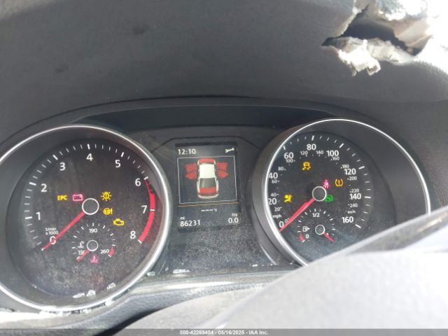 1VWCT7A33HC060609 Volkswagen 1.8 tsi