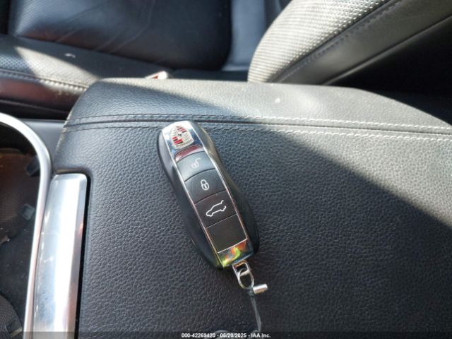 2013 PORSCHE CAYENNE HYBRID WP1AE2A29DLA15374 Photo 10