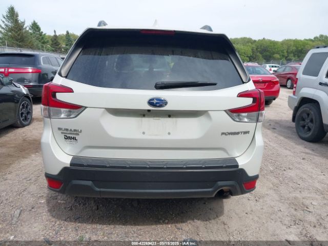 JF2SKAEC7KH586312 Subaru Forester Premium